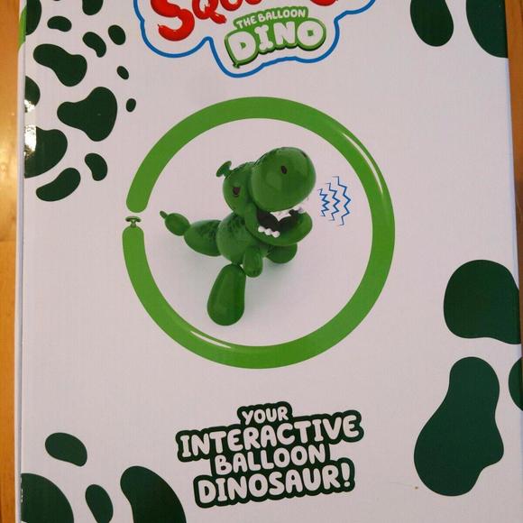Squeakee Pet Dinosaur The Balloon Dino Interactive Toy Stomps Roars Dances NEW - Picture 2 of 4